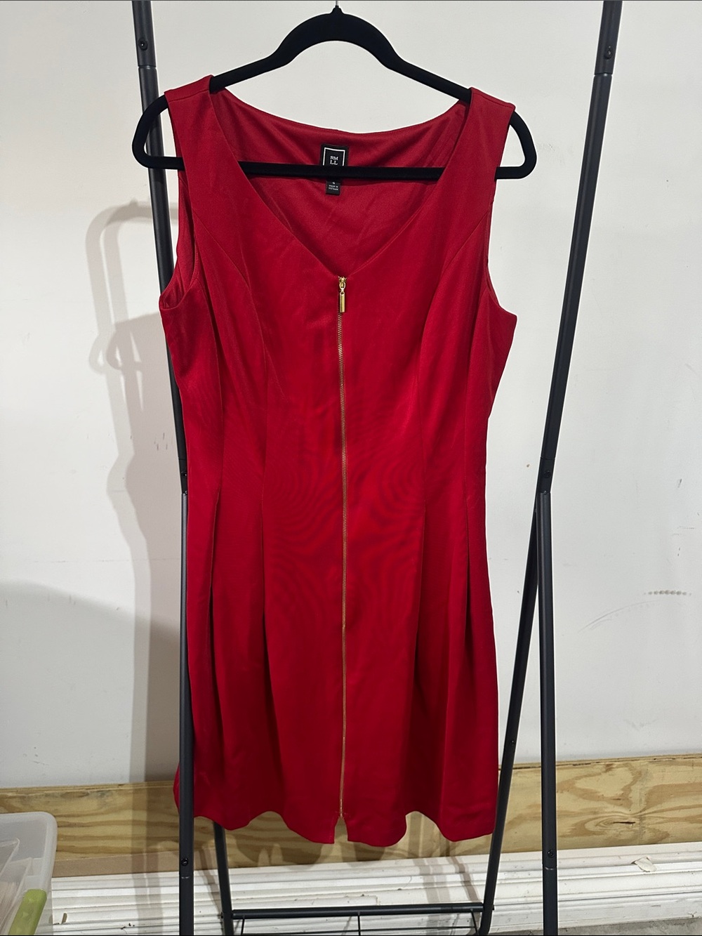 Women's Red Sleeveless Midi Dress with Front Zip